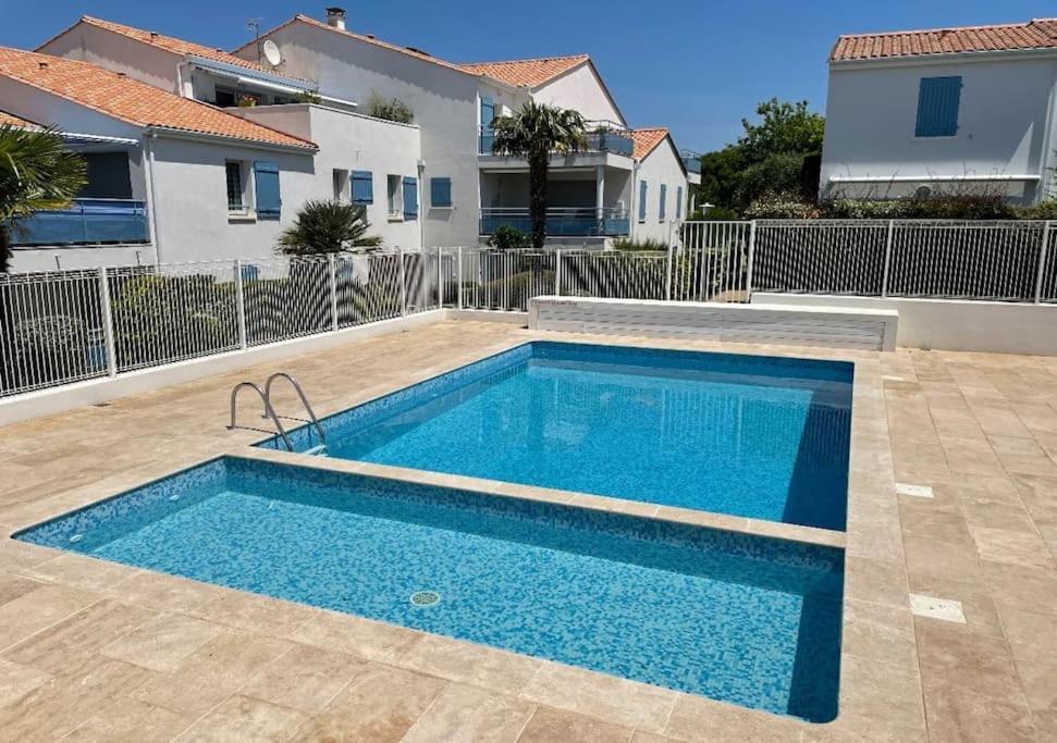 Jolie Maison Proche Mer - 8 Voyageurs - 4 Chambres Vaux-sur-Mer Esterno foto